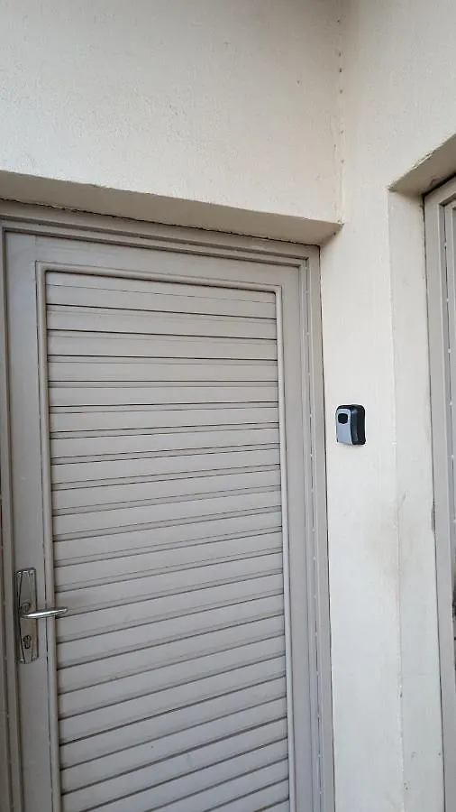 دخول ذاتي - غرفة نوم وصالة جلوس Apartment As Sayl as Saghir